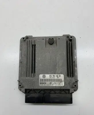 Volkswagen Touran I Engine control unit/module 03G906016DR 0281011844