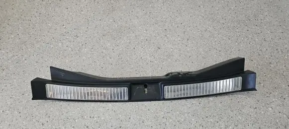 Mercedes-Benz R W251 Trunk/boot sill cover protection A2516903925 2516903925