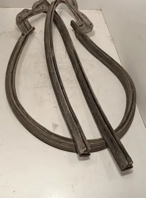 Jeep Grand Cherokee (WK) Loading door rubber seal (on body) 