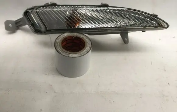 Opel Astra J Front indicator light 13367143