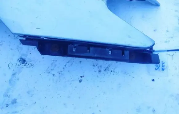 BMW 7 E65 E66 Front bumper mounting bracket