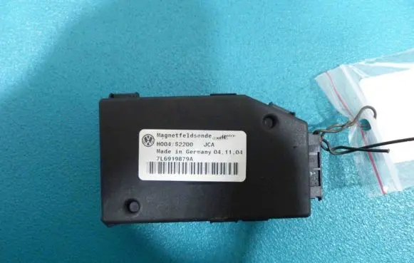 Volkswagen Touareg I Central body control module 7L6919879A IMPRK860512