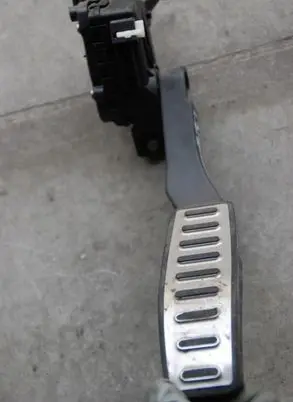 Porsche Cayenne (9PA) Accelerator throttle pedal 7L0723507E