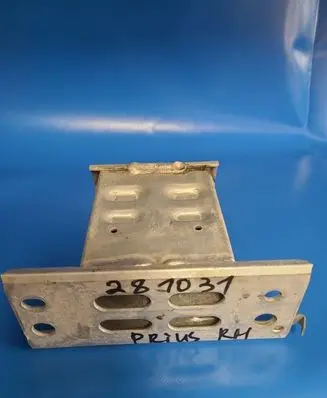 Toyota Prius (XW30) Front bumper cross member 5701347040