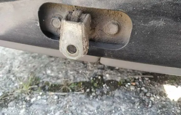 Nissan Almera N16 Rear door check strap stopper