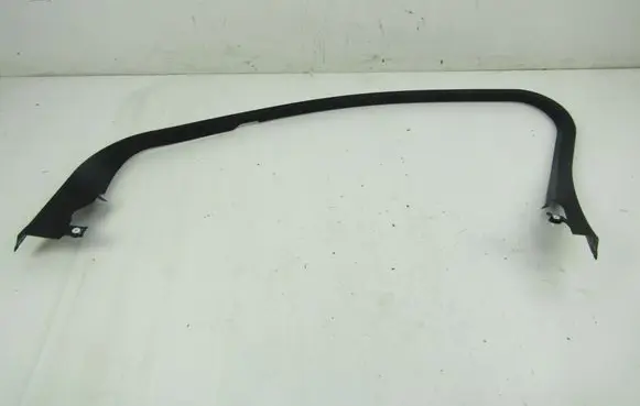 Chevrolet Meriva Front door trim (molding) J9D320904AB