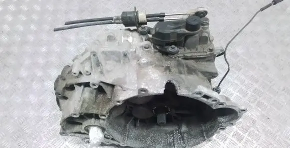 Volvo S60 Manual 6 speed gearbox 1285121