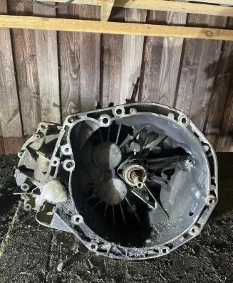 Renault Espace IV Manual 6 speed gearbox 8200011892 8200183331