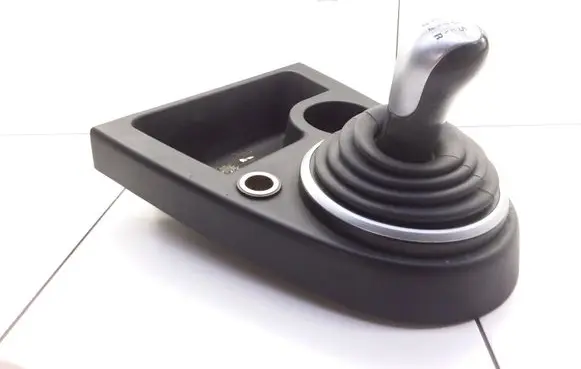 Ford Fusion Center console 2S6XA044C74