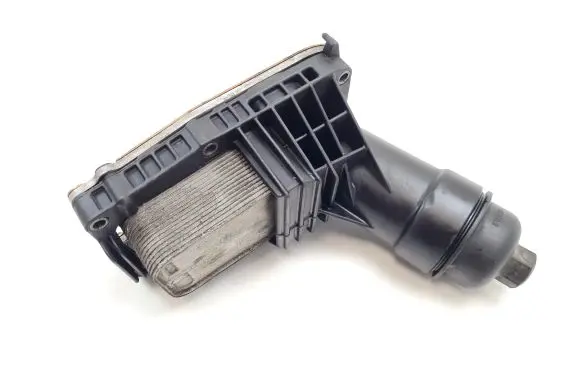 Toyota Verso Oil filter mounting bracket 2002300 31755