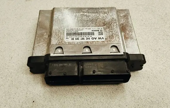 Seat Leon (5F) Engine control unit/module 04E907309BH