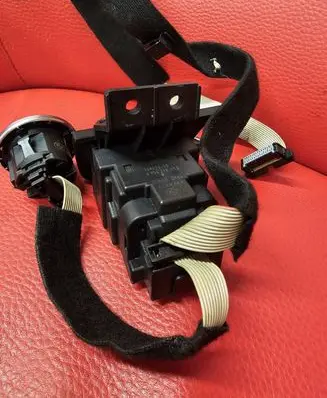 BMW 1 E81 E87 Ignition lock 10862510 695471812