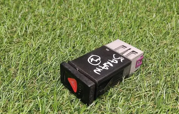 Volkswagen Sharan Hazard light switch 7M3953235 SAS0G89 YM2113A3502ZAW