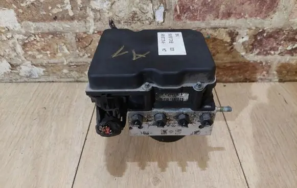 Audi A1 ABS control unit/module 
