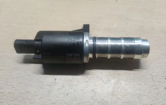 Opel Mokka B Camshaft vanos timing valve 9812046280