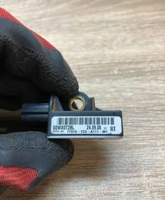 Honda Accord Airbag deployment crash/impact sensor G0WX0T28L