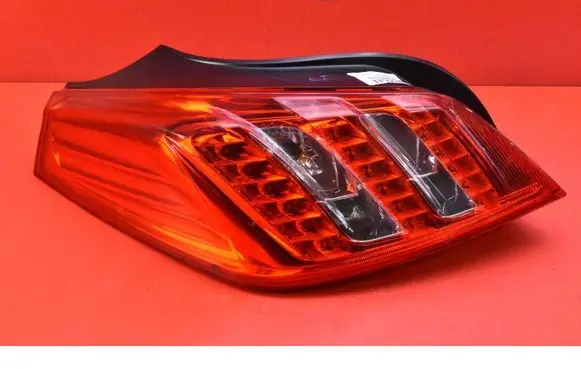 Peugeot 508 RXH Rear/tail lights 9686293780