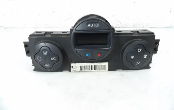 Renault Megane II Climate control unit 8200070752