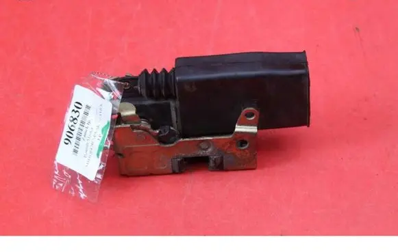 Renault Master II Front door lock