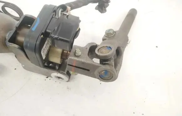 Toyota Avensis T250 Steering column universal joint