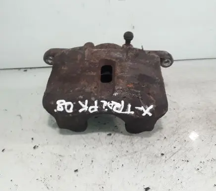 Nissan X-Trail T31 Front brake caliper