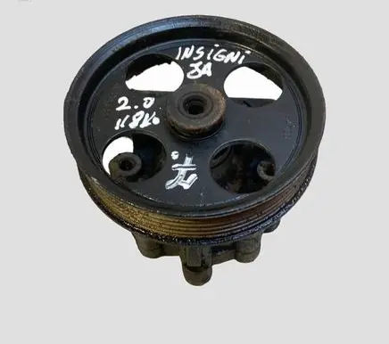 Opel Insignia A Power steering pump 55563329