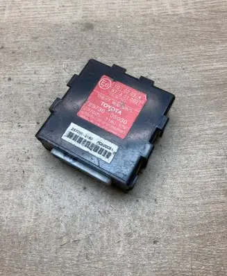 Toyota Avensis T250 Alarm control unit/module 8973005030 2370003180