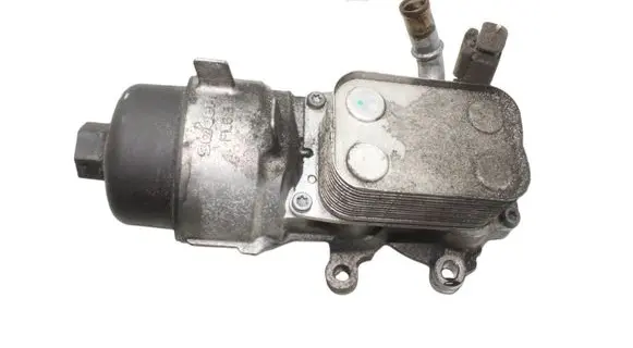 Peugeot RCZ Oil filter mounting bracket