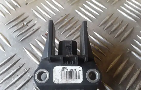 Toyota Yaris Airbag deployment crash/impact sensor 891730D020