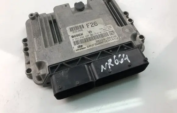 Hyundai i40 Engine control unit/module 391202A236