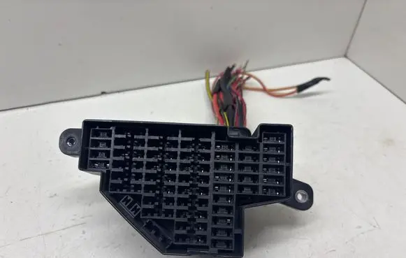 Skoda Octavia Mk2 (1Z) Fuse module 1K1941824