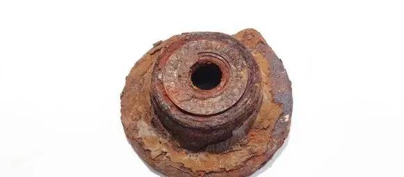 Suzuki Alto Coil spring mount 