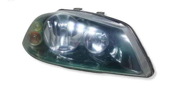 Seat Ibiza III (6L) Headlight/headlamp 6L1941006AKASACJA 6L1941006A