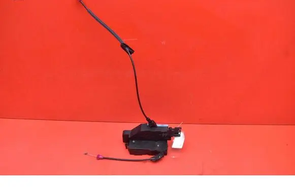 Citroen C3 Picasso Rear door lock 24098158