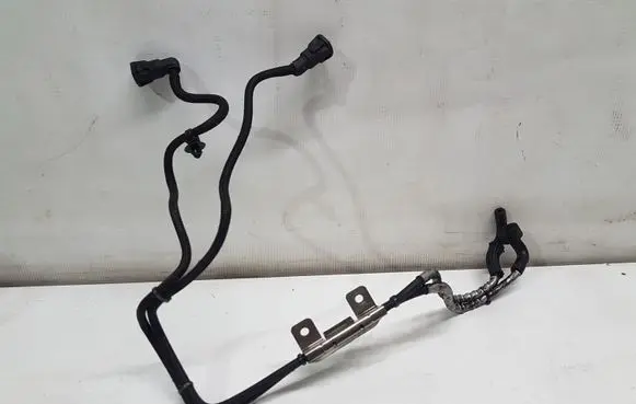 Peugeot 3008 II Brake vacuum hose/pipe 9807390880