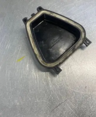 Volkswagen PASSAT B5.5 Headlight/headlamp dust cover 303411109N