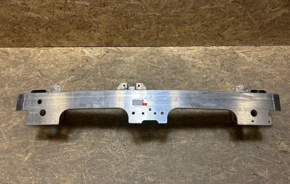 Opel Mokka B Front bumper cross member 9835607480 EZ23146