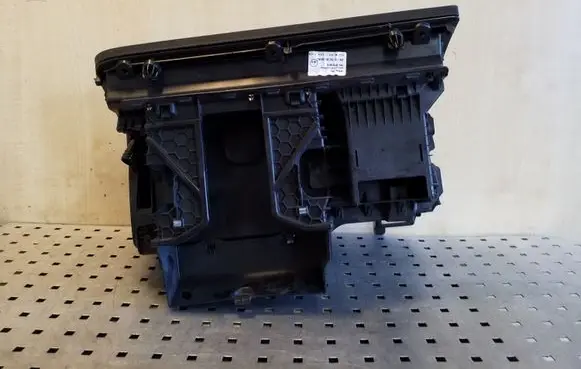 Volkswagen PASSAT B8 Glove box 3G2857097AC