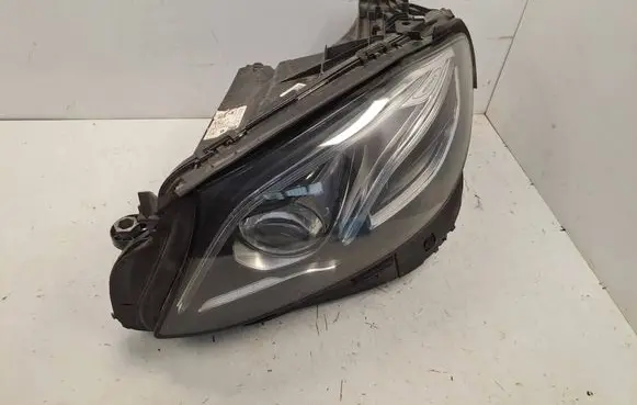 Mercedes-Benz E W213 LED Daytime headlight A2139067506 A2139067506KZ