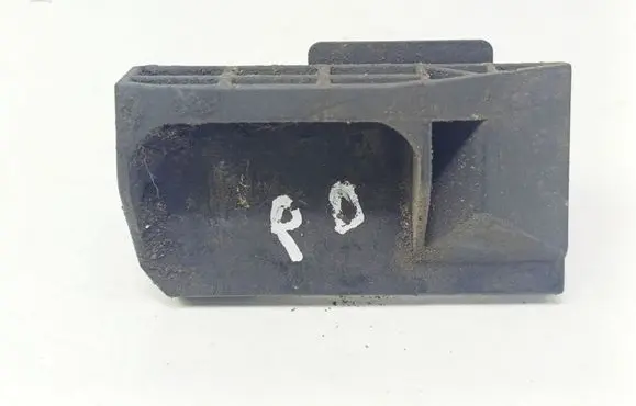BMW 7 E65 E66 Radiator support slam panel bracket 7508017