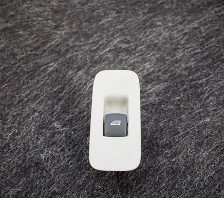 Volvo V40 Electric window control switch 31394840