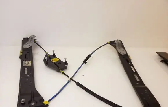 Seat Alhambra (Mk2) Front window lifting mechanism without motor 7N0837461F 36174000