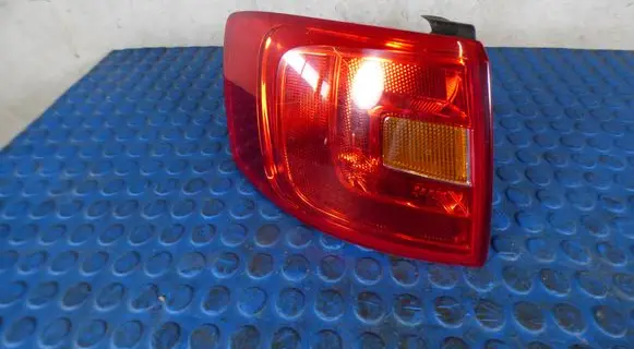 Volkswagen Jetta VI Rear/tail lights CARTLAMPALCART