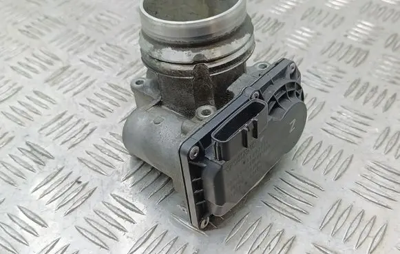 Volvo S60 Throttle valve 31293736