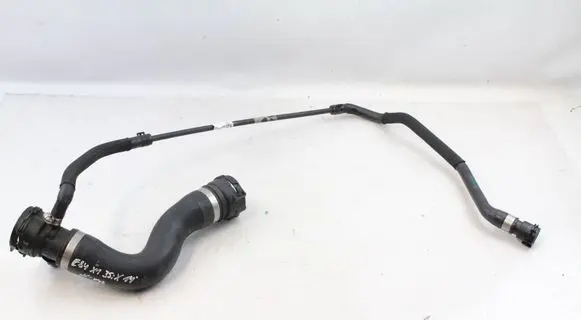 Engine coolant pipe/hose