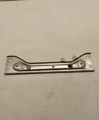 Audi A3 8Y Muffler mount bracket/holder 5Q0804421B