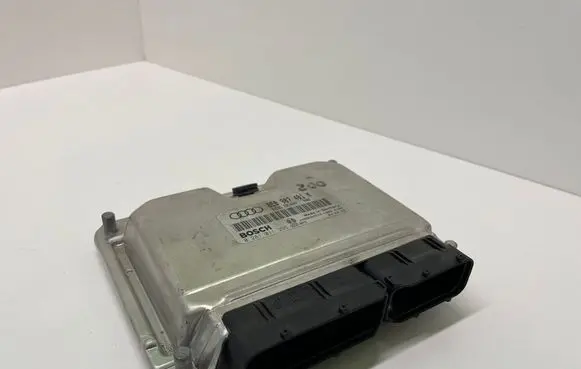 Audi A4 S4 B6 8E 8H Engine control unit/module 8E0907401M