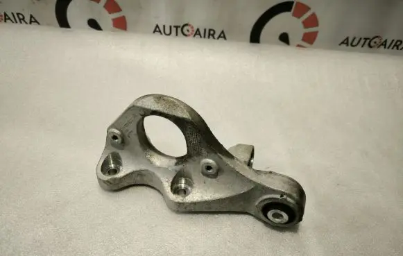 Volvo XC90 Driveshaft support bearing bracket 31102012
