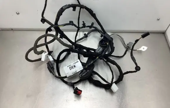 Ford C-MAX II Tailgate/trunk wiring harness AV6T17N400 A00000000 12725499000