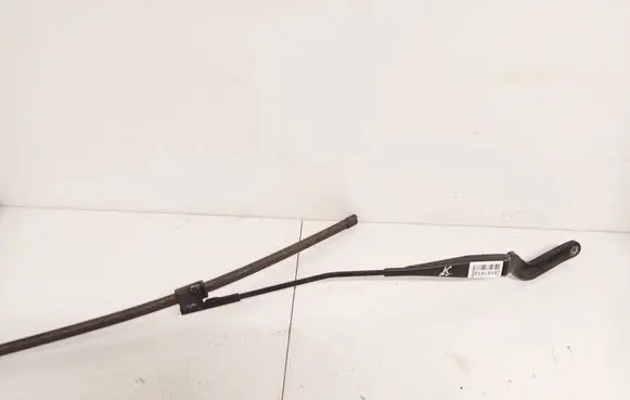 Ford Focus C-MAX Front wiper blade arm 3m5117526aa